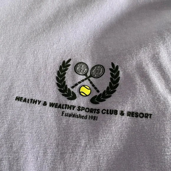 H&M T-Shirt - Picture 2 of 4